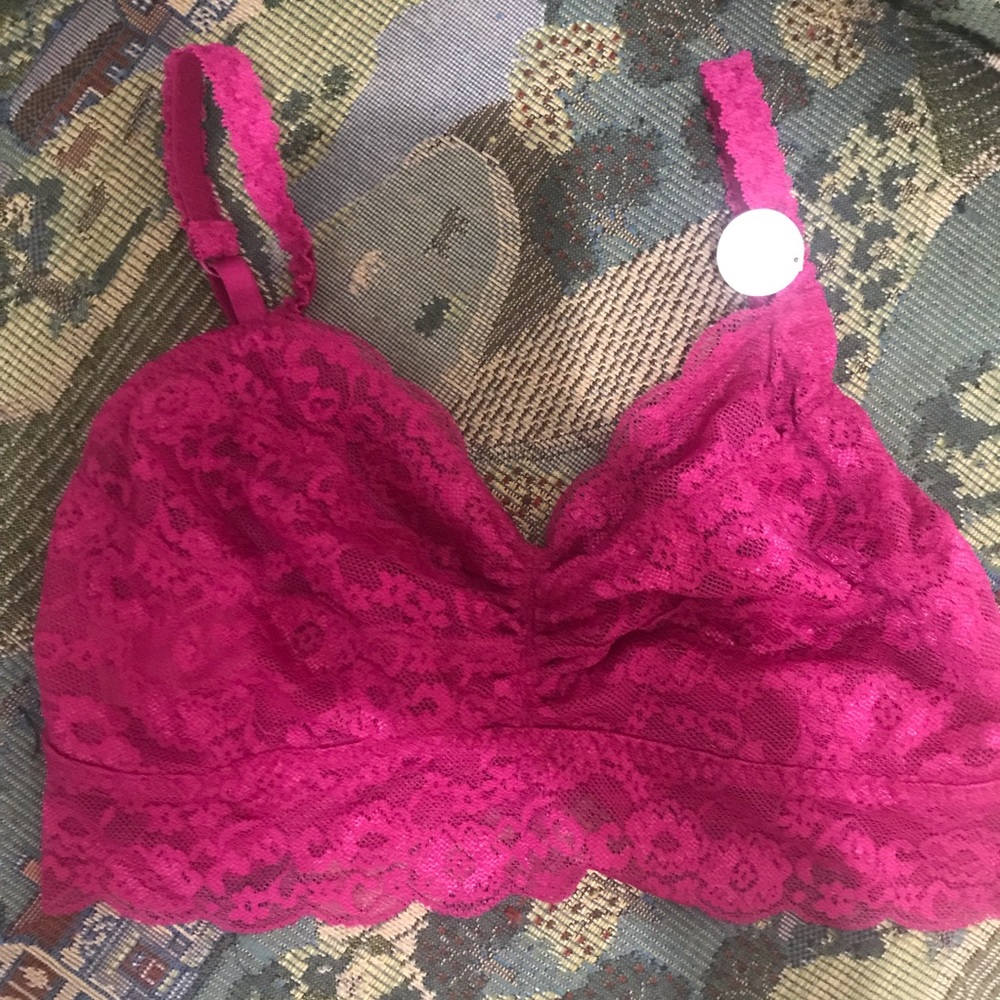 NWT VS PINK Lace Bralette 🌹